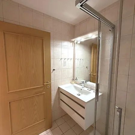 Apartment Chateau 13 *